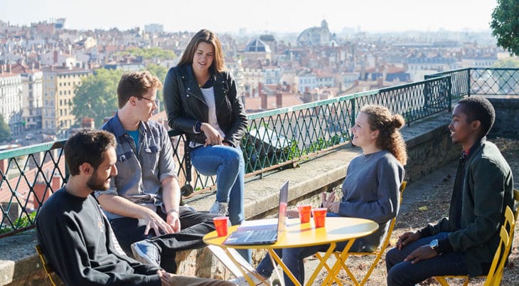 restauration des etudiants