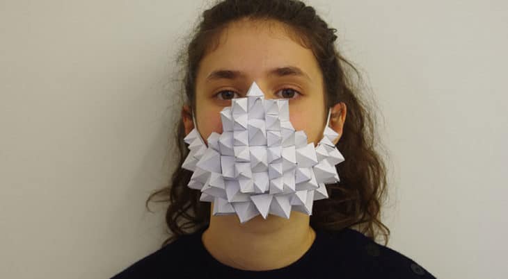 Avancer masqué