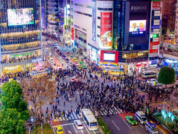 Les travaux de nos étudiants en création numérique diffusés en plein Tokyo !